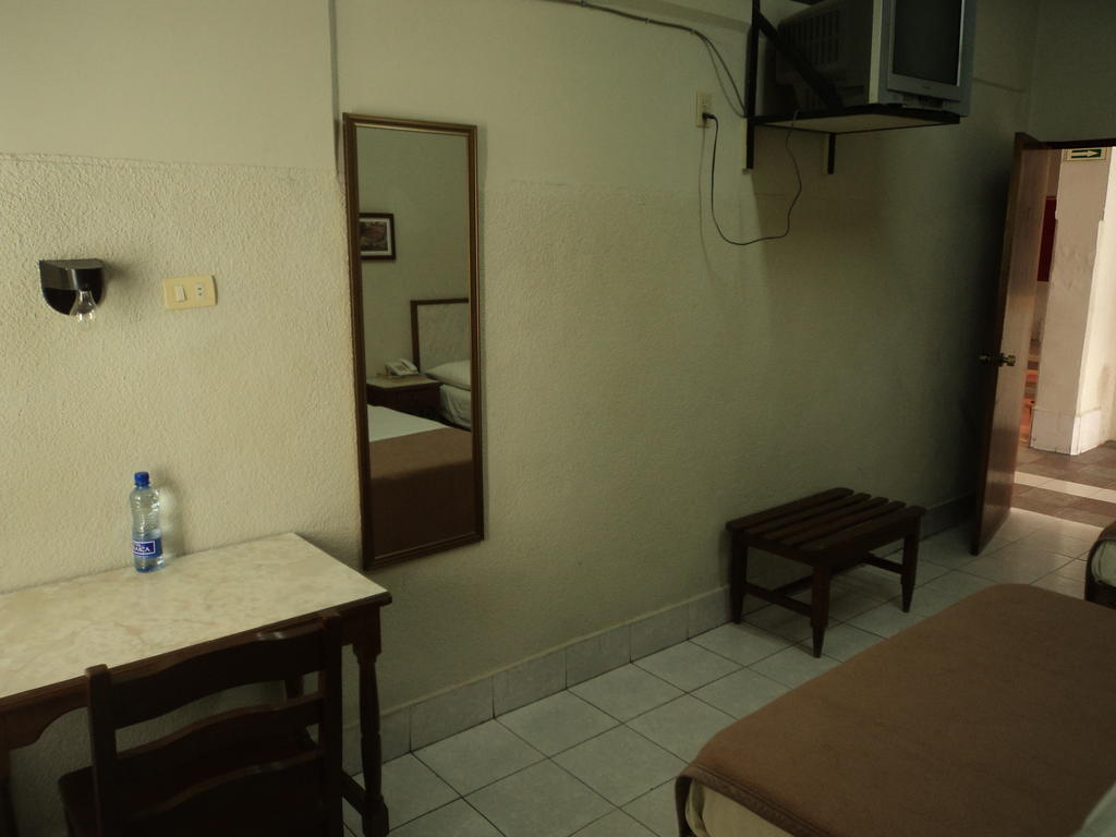 Hotel Kuraica Ciudad Obregón Kamer foto